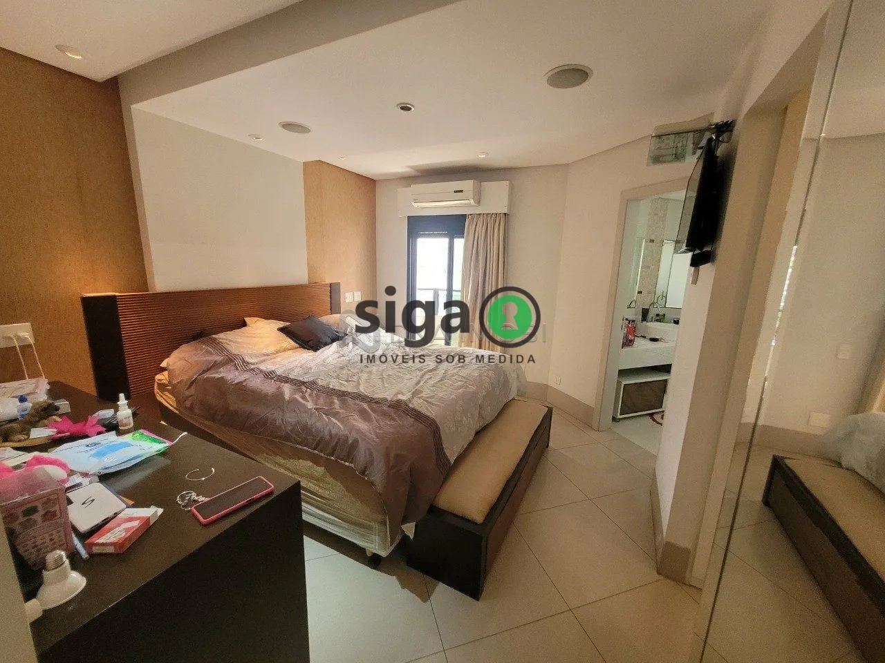 Imagem APARTAMENTO 209M², EM MOEMA, FORA DA ROTA DOS AVIÕES