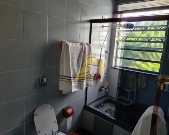 Imagem CITY LAPA CASA TÉRREA 330,00 M ÁREA CONSTRUÍDA TERRENO 695,00 M 3 QUARTOS 1 SUÍTE 3 SALAS LAREIRA 4 VAGAS PISCINA FRENTE A PRAÇA FÁCIL MODERNIZAÇÃO