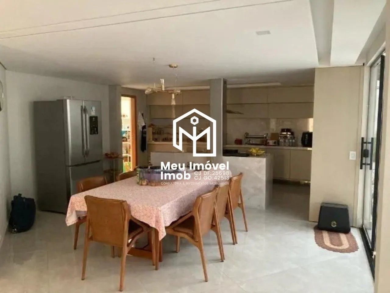 Imagem SHA Conjunto 6 Arniqueiras Res Village 5 Quartos 767 m²