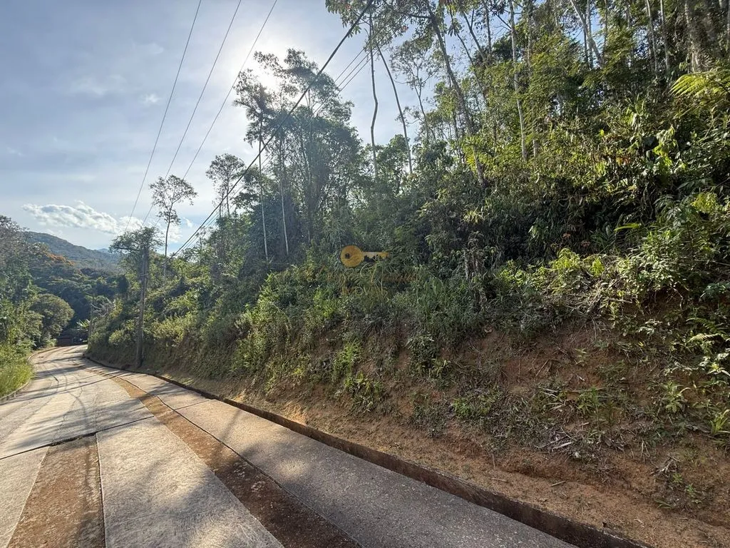 Imagem Terreno em Condomínio para Venda em Teresópolis / RJ no bairro Albuquerque