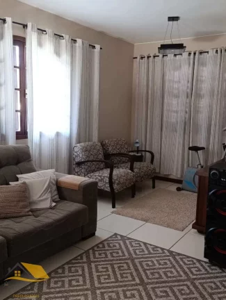 Imagem Vendo Casa em Amparo com Piscina, Área Gourmet e Sauna, aceita permuta.