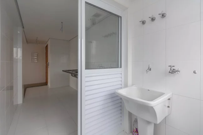 Imagem Apartamento com 3 quartos e 3 vagas à venda em Santo André.