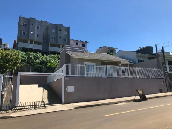 Foto do imóvel Casa para Venda em Concórdia, Portinari, 3 dormitórios, 1 suíte, 1 banheiro, 2 vagas em Alberto Biavatti