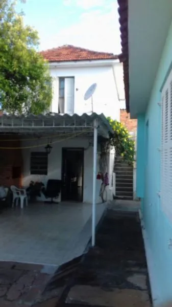 Imagem Casa para Venda - 115m², 3 dormitórios, 3 vagas - Medianeira