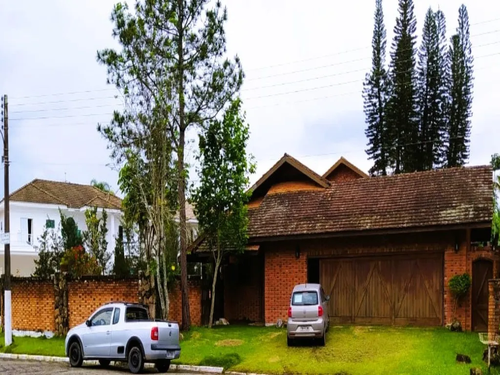 Imagem Comprar casa com 4 dormitórios em Guarujá SP, Casa em condomínio fechado em Guarujá SP