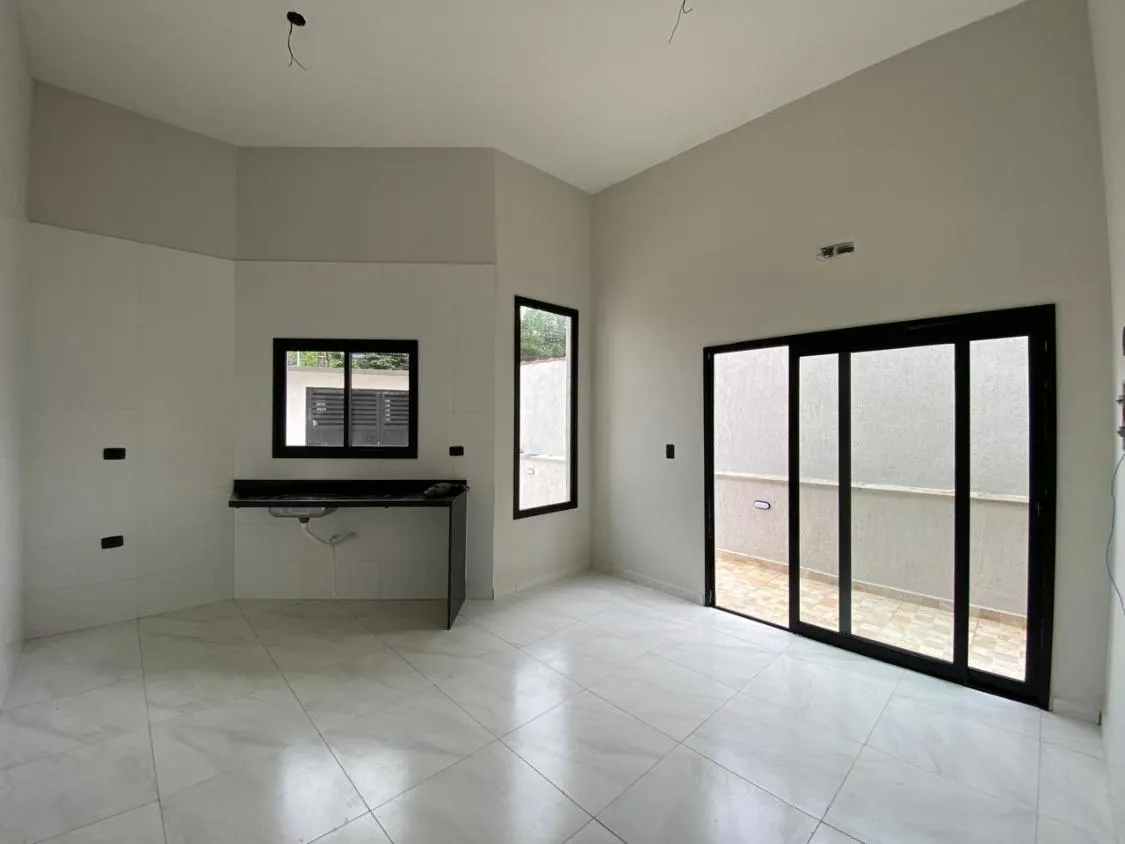 Imagem CASA NOVA COM PISCINA À VENDA NO JARDIM PALMEIRAS EM ITANHAÉM