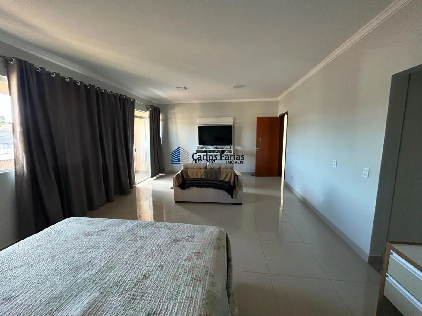 Imagem Casa em Condomínio para Venda em Brasília, Setor Habitacional Vicente Pires, 5 dormitórios, 5 suítes, 8 banheiros, 7 vagas