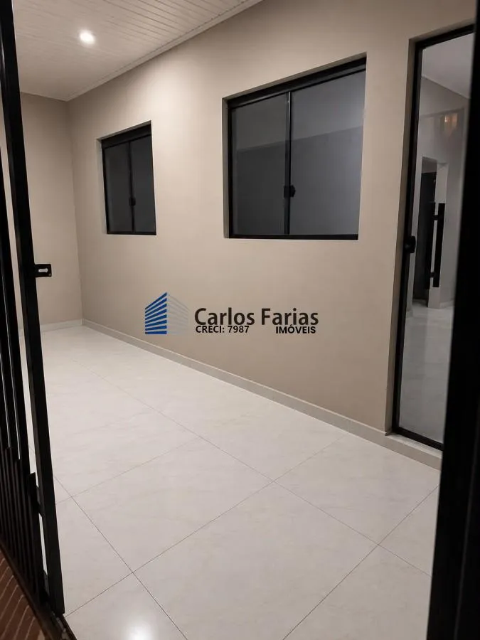Imagem Casa para Venda em Brasília, Núcleo Rural Vargem Bonita (Park Way), 3 dormitórios, 1 suíte, 2 banheiros, 1 vaga