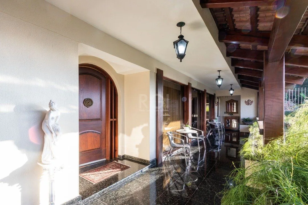 Imagem Casa para Venda - 430m², 4 dormitórios, sendo 2 suites, 4 vagas - Vila Assunção