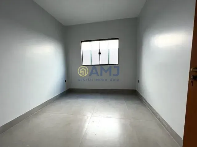 Imagem Casa no Jardim Itaipu - 3 quartos