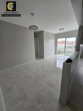 Imagem Lindo apartamento 02 quartos , sala , cozinha, banheiro ,sacada , de frente