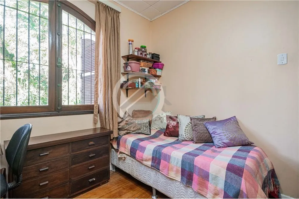 Imagem Sabe aquela casa clássica, com amplos ambientes, pronta para acolher sua família, ou sua empresa, ...