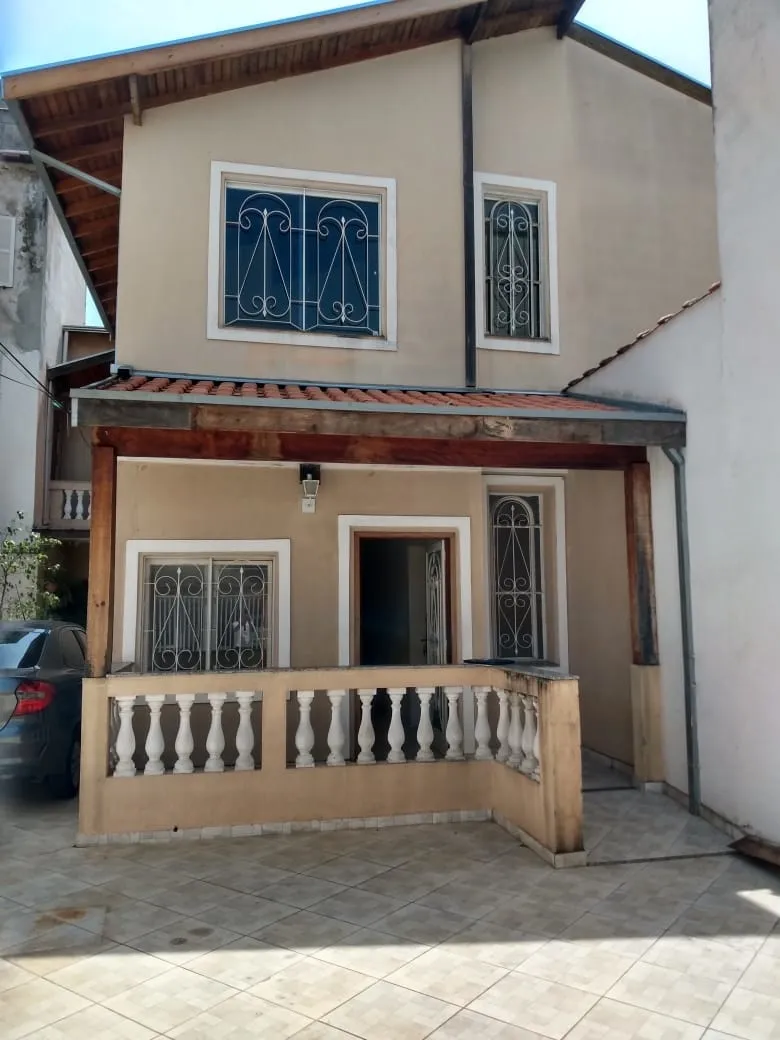 Foto do imóvel Casa para Locação 4 Quartos, 1 Suite, 2 Vagas, 120M², Centro, Pindamonhangaba - SP