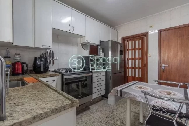 Imagem 123 metros 3 dormitórios 1 suíte lavabo 3 vagas Apartamento está sendo vendido mobiliado, com pla...