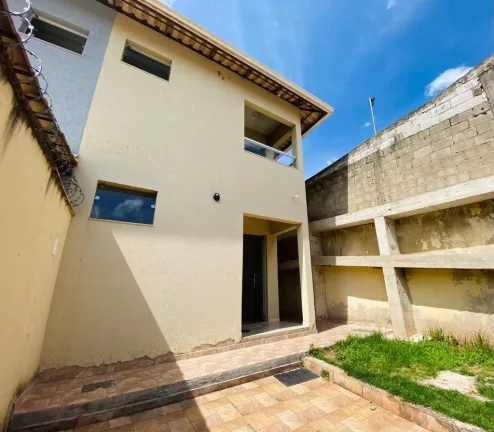 Imagem Casa à venda em Igarapé MG. bairro Lago Azul.