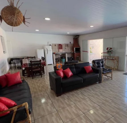 Imagem Casa com 2 dormitórios à venda, 100 m² por R$ 590.000,00 - Nova Mirim - Praia Grande/SP