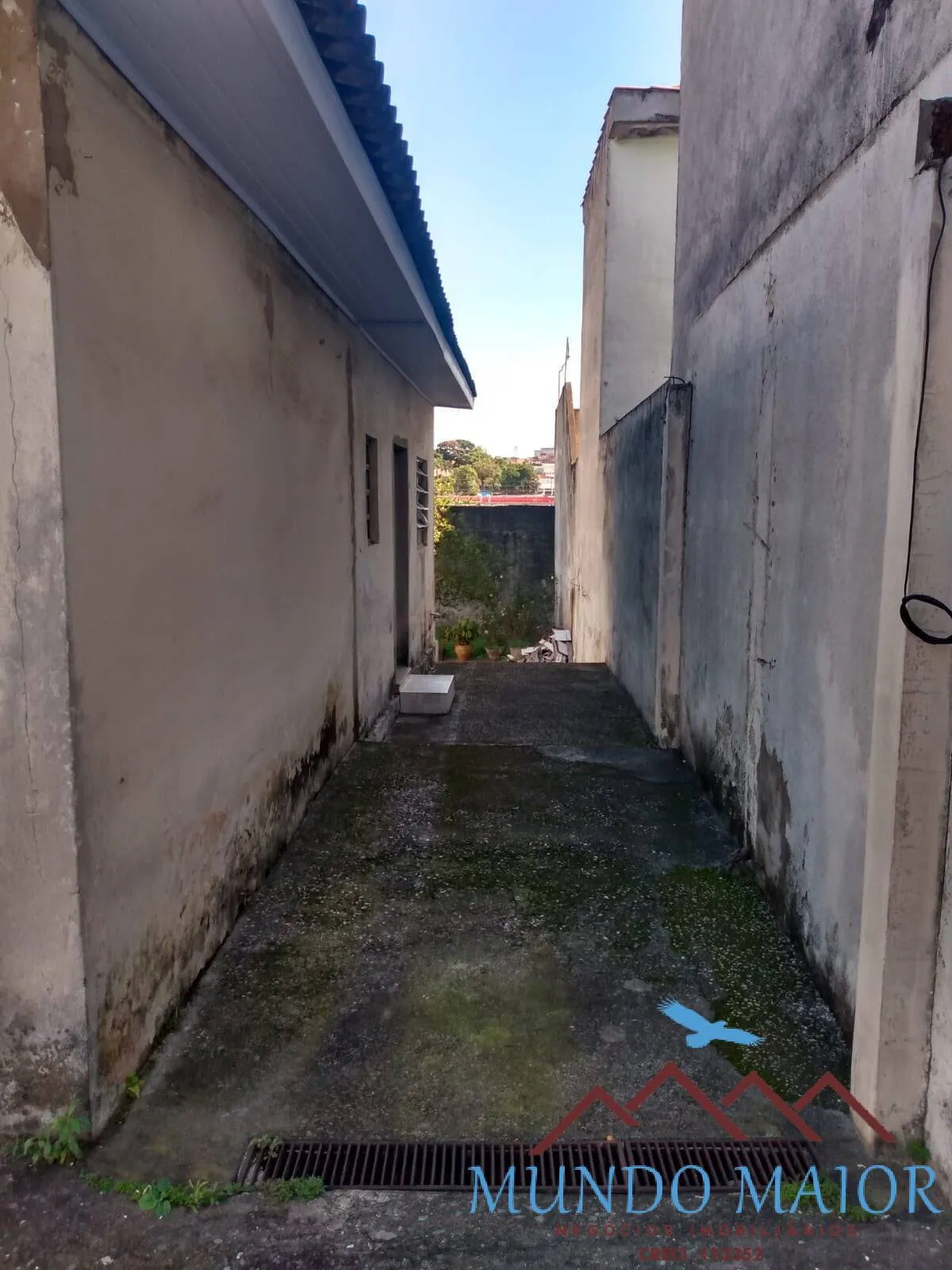 Imagem Casa Térrea no Taboão: 2 Dorms, 3 Vagas e 290m²-Diadema -Sp.