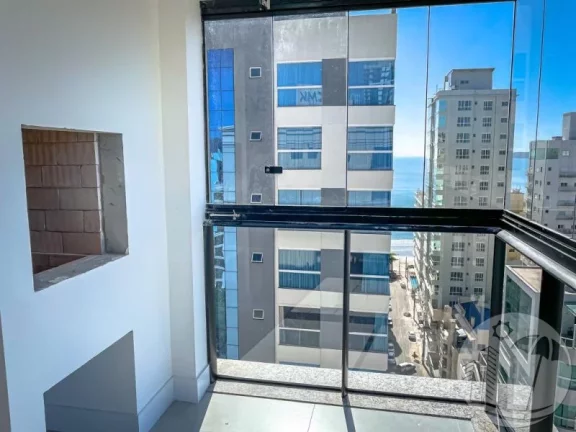 Imagem Linda cobertura com vista permanente da Praia em MEIA PRAIA