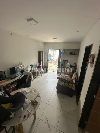 Imagem Imóvel com Duas Casas Independentes em Candeias - Imperdível
