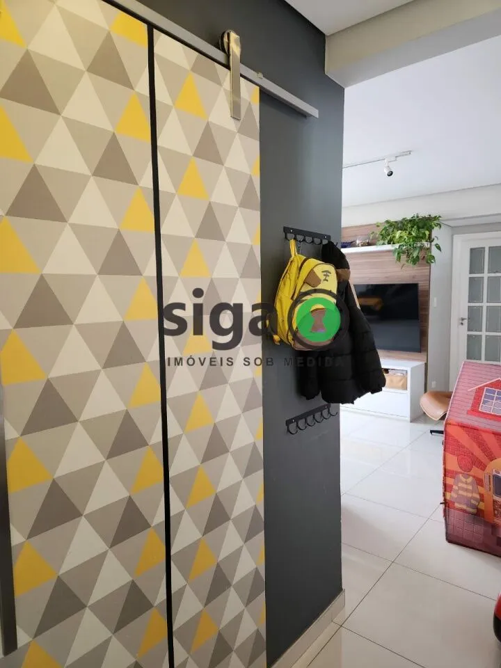 Imagem Apartamento á venda no Brooklin, 103 m², 2 Dormitórios (1 Suíte), Reformado e Pronto para Morar