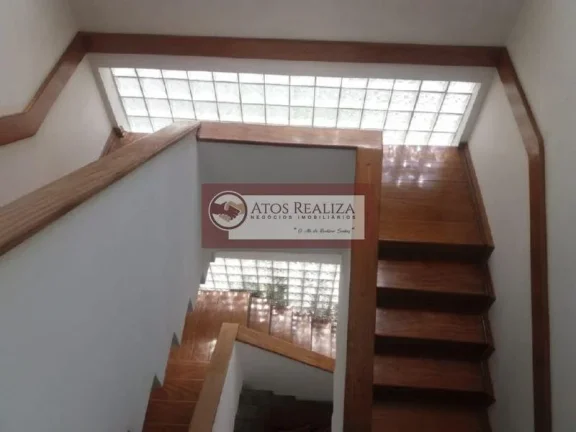 Imagem OPORTUNIDADE EXCLUSIVA. Vendo casa em condomínio fechado com uma área de 1008m² no parque do terceiro lago, SUPER residência entre 3 pavimentos com muitos detalhes, São 5 Dormitórios, sendo 2 belas Suítes, 2 salas, 2 cozinhas, salão de festas, 4 vagas de 