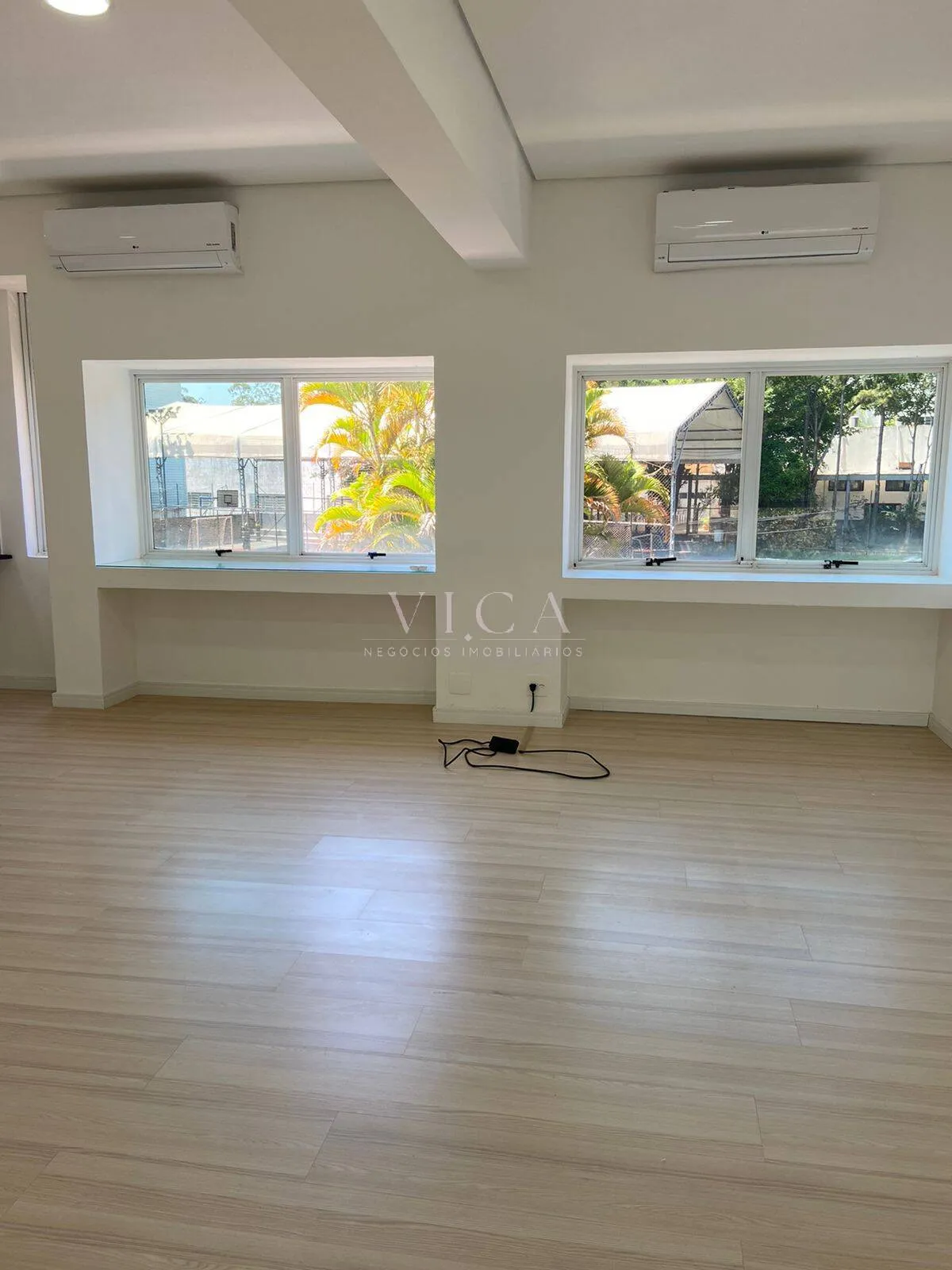 Imagem Alphaville | Sala Comercial 78m² | 3 Banheiros | Pacote R$ 6.000 mês