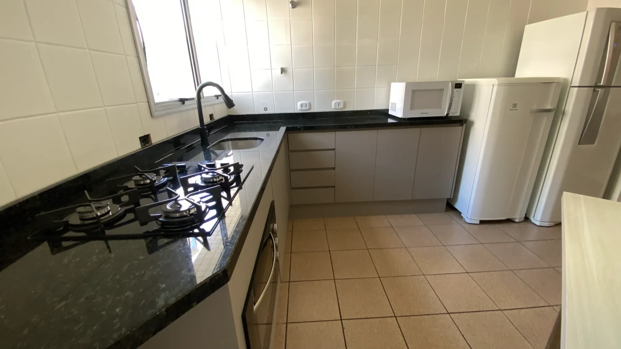 Imagem Apartamento com 3 Quartos à Venda, 137 metros em Água Verde - Curitiba