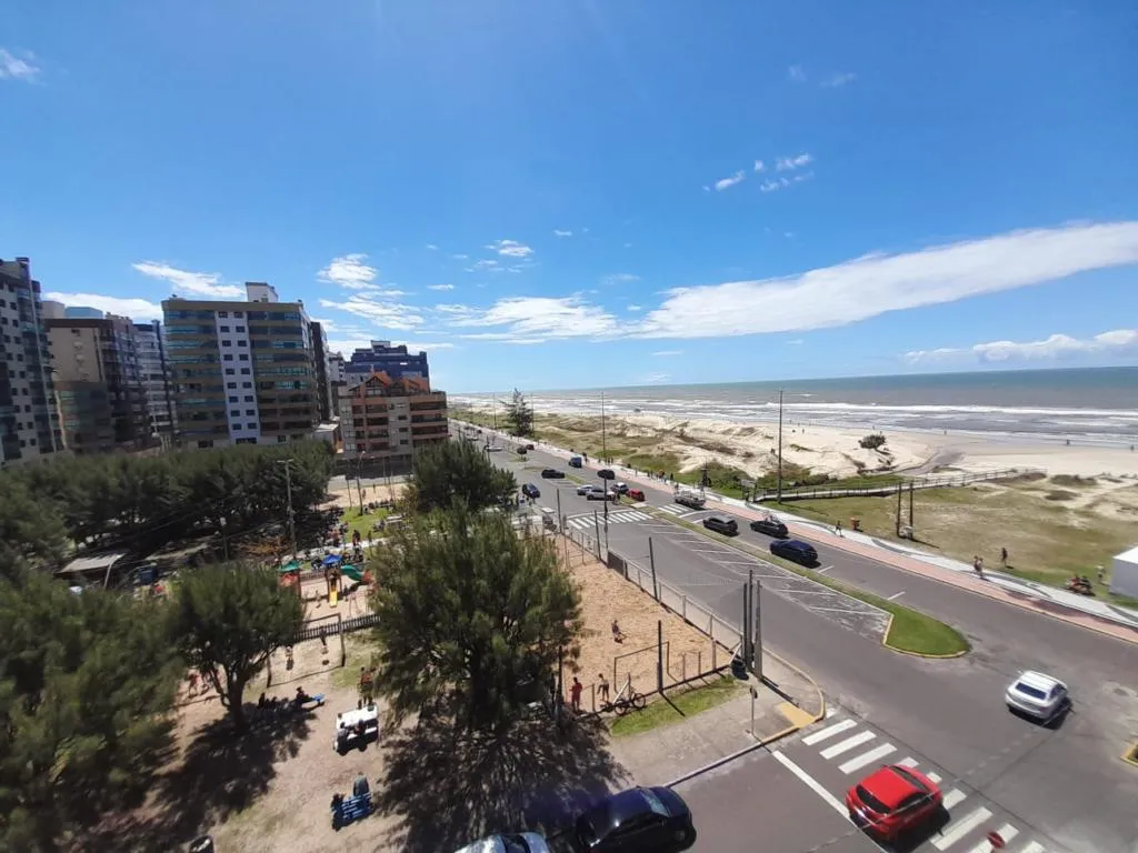 Apartamento 3Dormitórios dependência - Bairro Centro