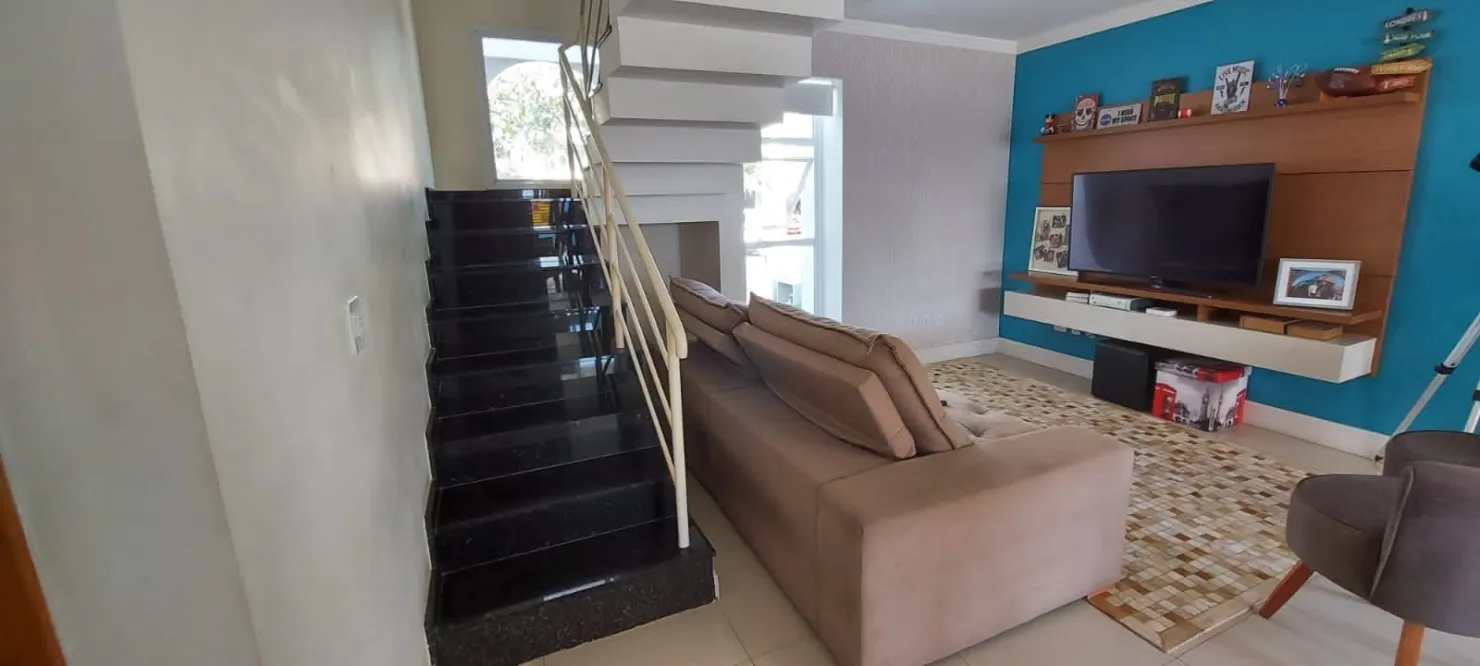 Imagem Casa à venda 3 Quartos, 3 Suites, 4 Vagas, Piracangaguá, Taubaté - SP | Condominio Jardim Oásis