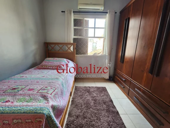 Imagem Apartamento à venda com 2 dormitórios, 1 vaga na Ponta da Praia em Santos por R$ 405.000,00