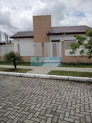 Imagem Ótima casa térrea, pátio grande, toda murada, portão acionamento eletrônico