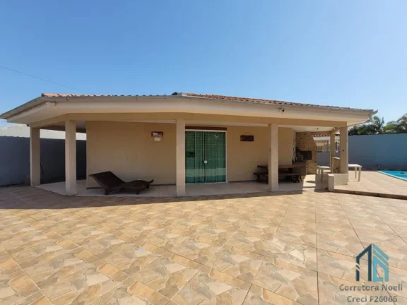 Imagem Casa praia leste, 03 quartos sendo 02 suítes, piscina, lugar top, 300 metros da praia, Praia de Leste Pontal do Paraná PR