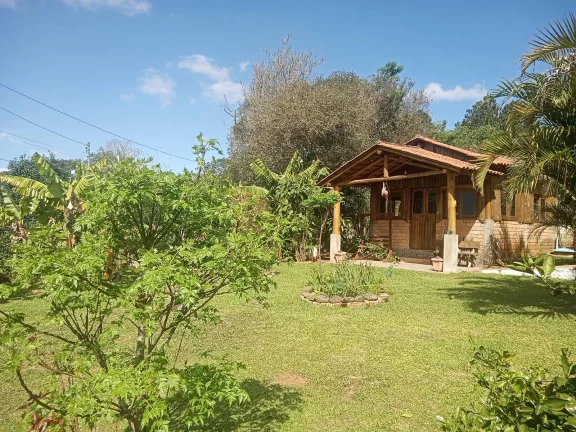 Imagem EXCELENTE!!! Sítio com 1000m², Casa, Salão de festas, Piscina, Águas Claras