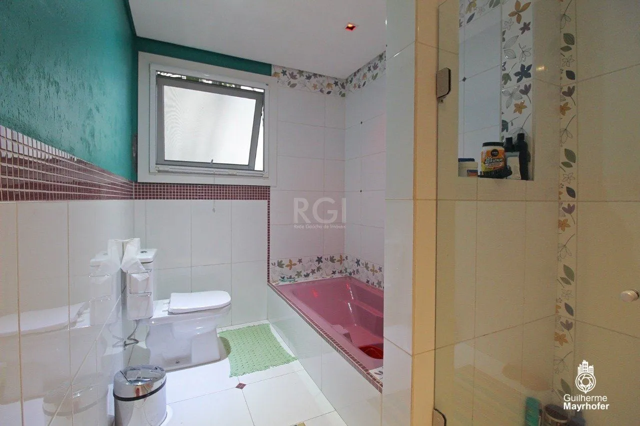 Imagem Casa para Venda - 650m², 4 dormitórios, sendo 3 suites, 4 vagas - Chácara das Pedras