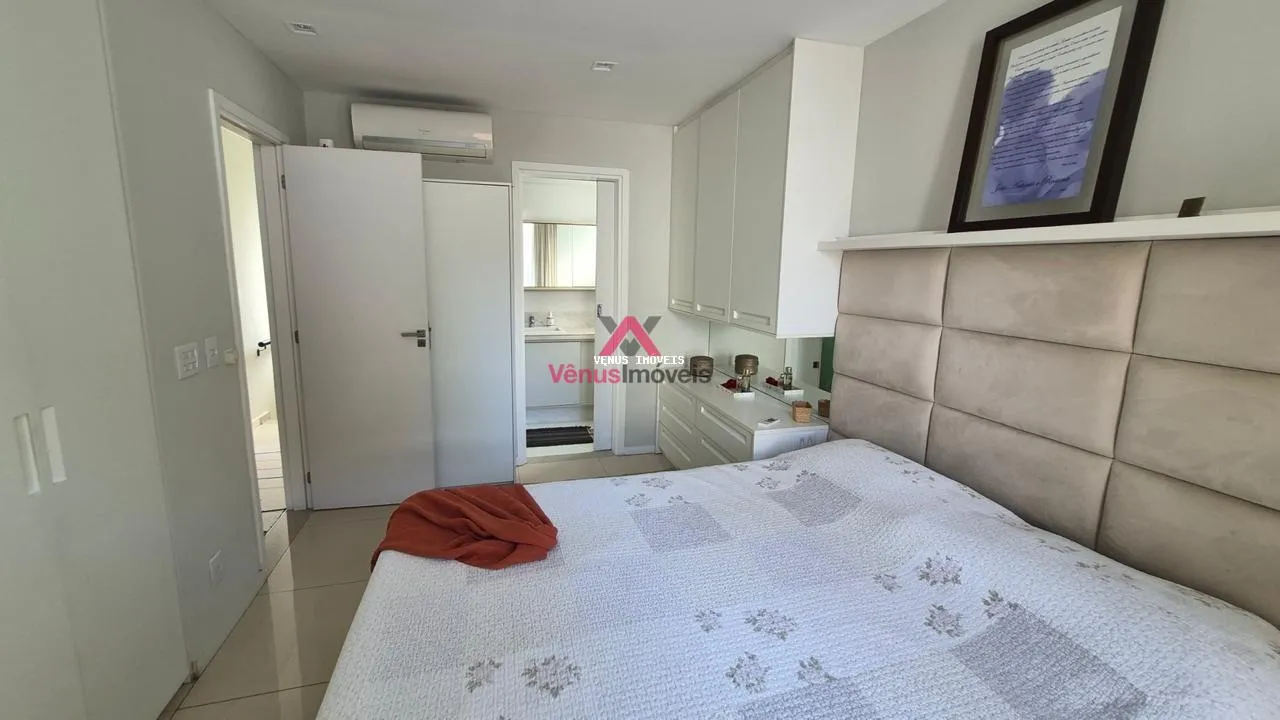 Imagem Casa em Condomínio para Venda em Rio de Janeiro, Jacarepaguá, 3 dormitórios, 1 suíte, 3 banheiros, 2 vagas
