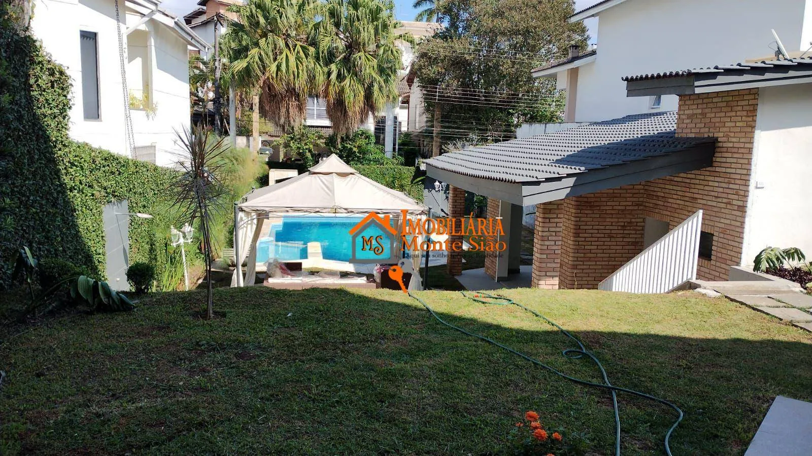 Imagem Casa com 3 dormitórios à venda, 300 m² por R$ 3.300.000 - Jardim Fazenda Rincao - Aruja V - Arujá/SP
