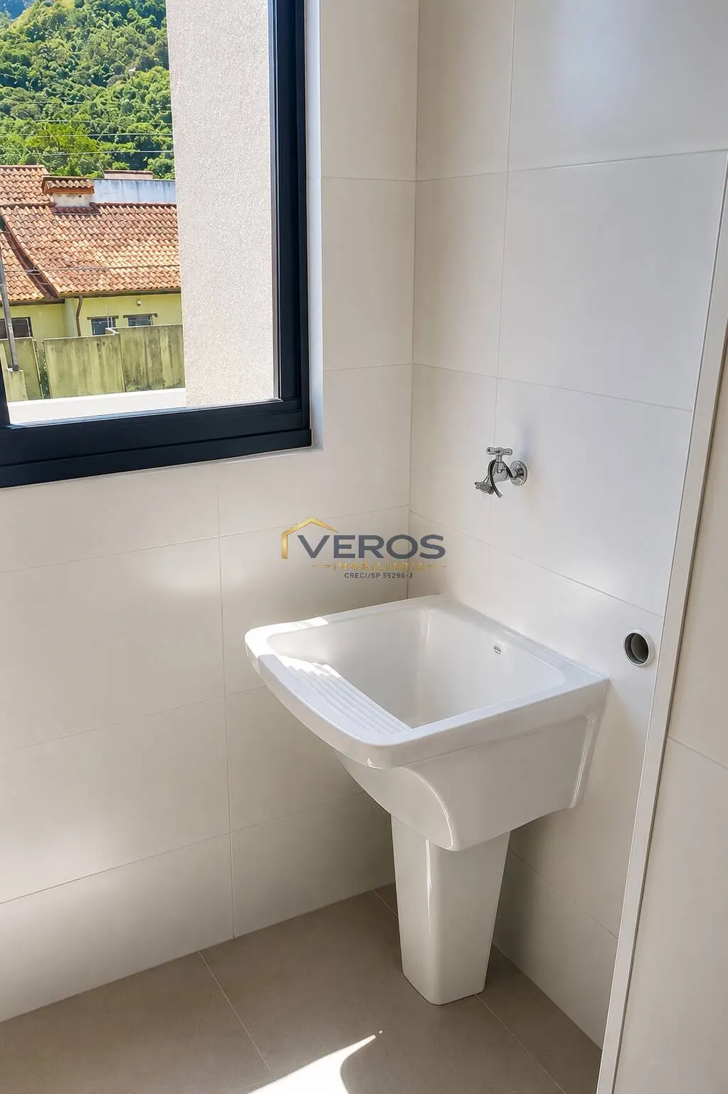Imagem Apartamento a venda 50m da Praia - 2 Dormitórios na Martim de Sá