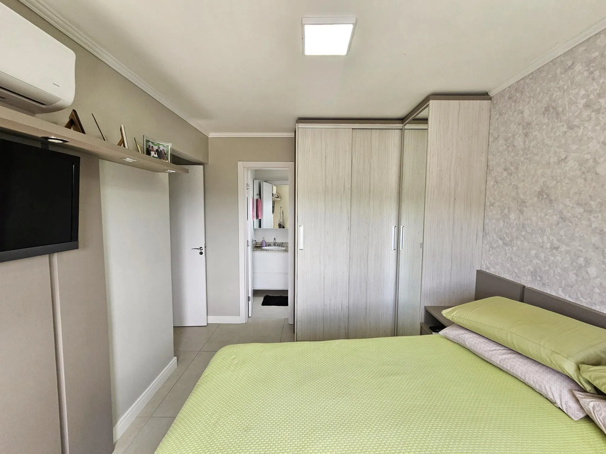 Imagem APARTAMENTO MOBILIADO | ÚLTIMO ANDAR