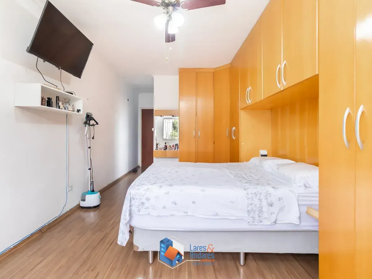 Imagem Casa para venda em Vila Santa Maria com 3 quartos, sendo 1 suíte, 210m²