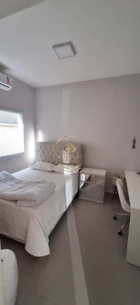 Imagem Casa Térrea, 3 dormitórios ( 1 suíte), 2 vagas, Bela Vista, Caçapava.