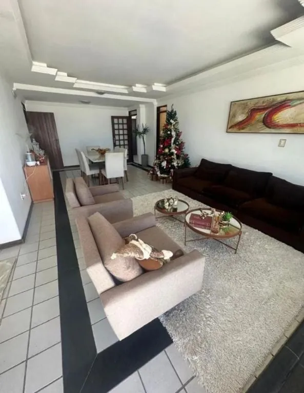 Imagem Cobertura linear de 172 m² em frente à Praia de Intermares