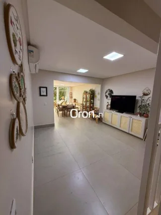 Imagem Sobrado com 3 dormitórios à venda, 159 m² por R$ 830.000,00 - Setor Serra Dourada - Aparecida de Goiânia/GO