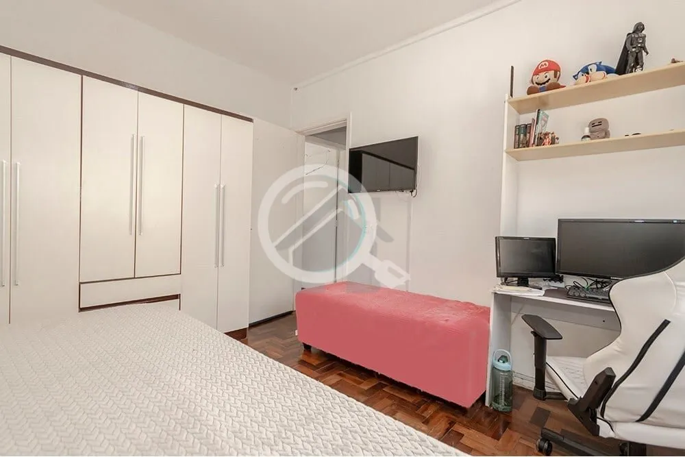 Imagem Descubra seu novo lar ao se encantar com este espaçoso apartamento de 81m², situado no coração d...