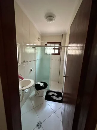 Imagem Sobrado com 3 dormitórios à venda, 147 m² por R$ 650.000 - Tupi - Praia Grande/SP