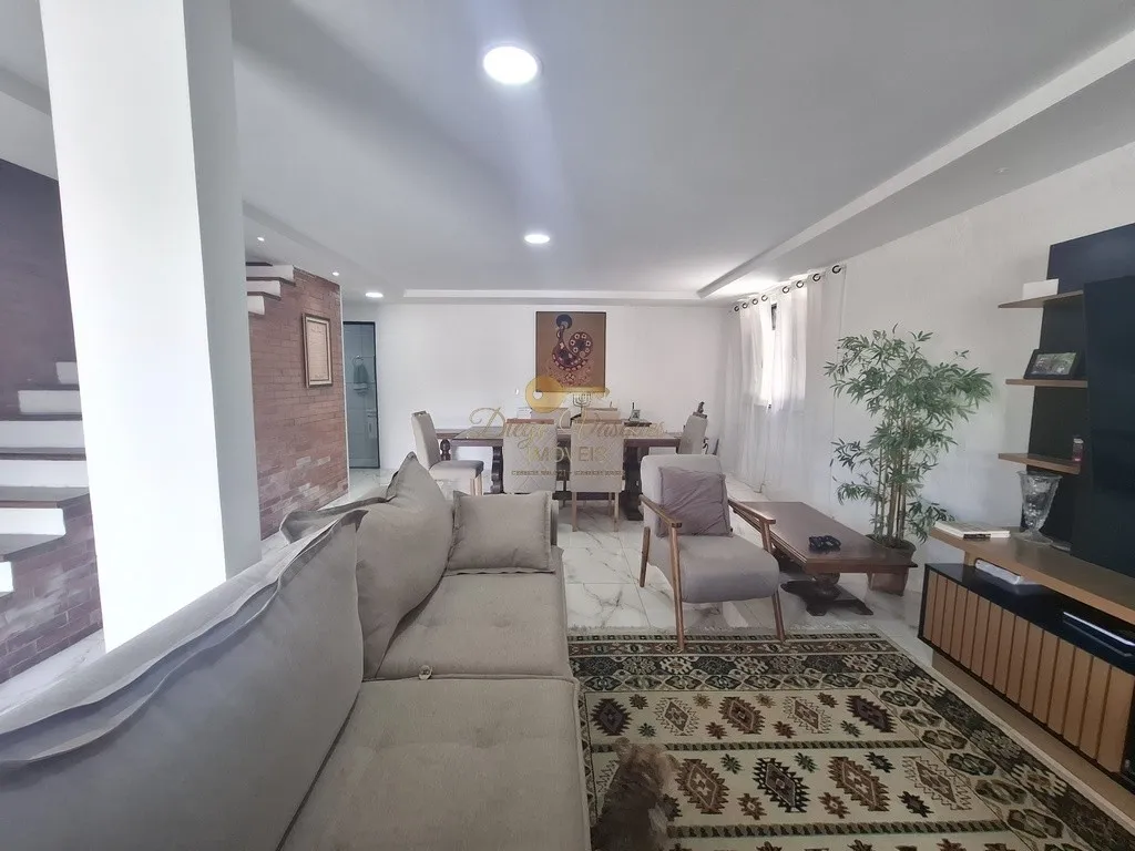Imagem Casa para Venda em Teresópolis / RJ no bairro Granja Guarani