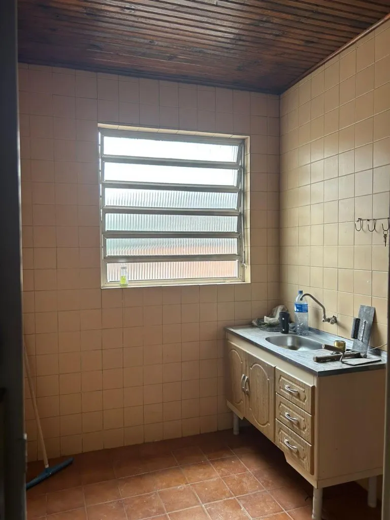 Imagem Galpão Comercial na Vila Antonieta - São Paulo-SP 380m² - 5 Banheiros Venda ou Locação
