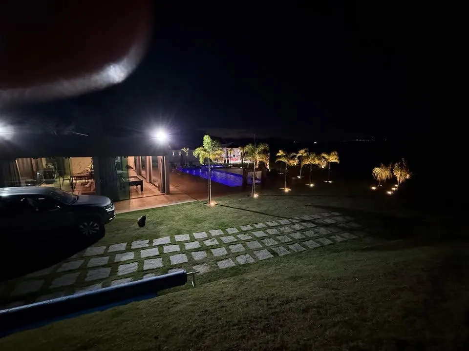 Imagem SÍTIO MAGNÍFICO A VENDA EM ESMERALDAS/MG ,Área total de 4.800 m². Venda porteira fechada .