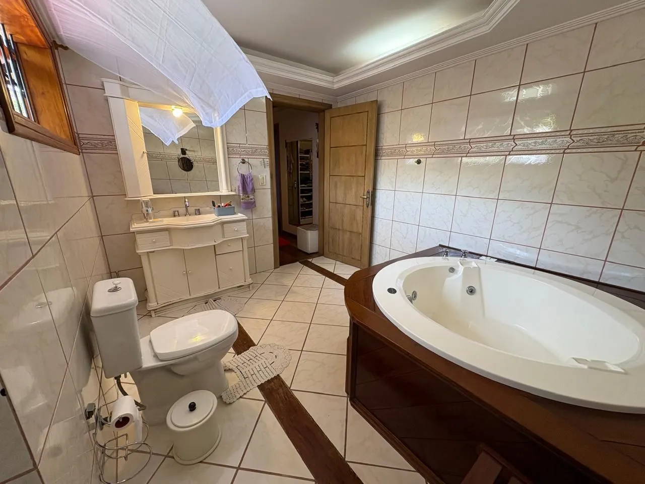 Imagem Casa residencial 234m² , 2 dormitórios no bairro Glória