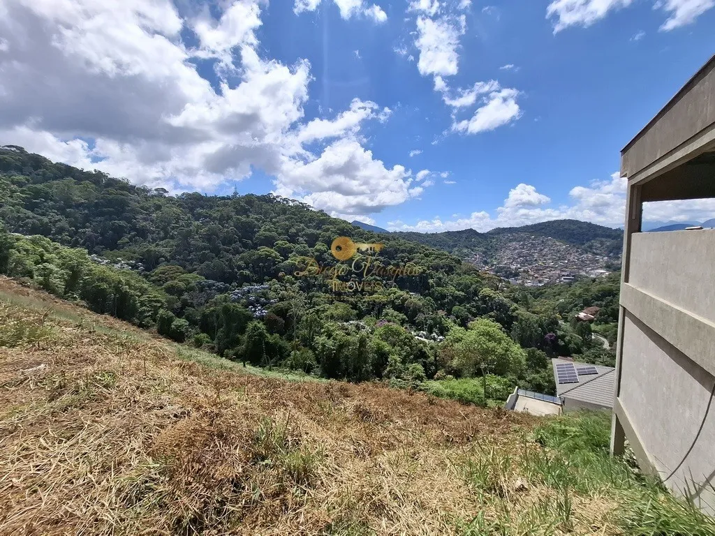 Imagem Terreno em Condomínio para Venda em Teresópolis / RJ no bairro Barra do Imbuí