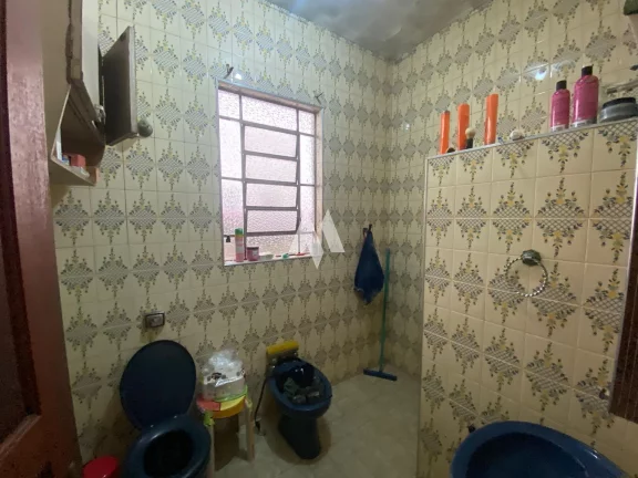 Imagem Casa à venda com 3 dormitórios e edícula no bairro Aparecida de Santos/SP